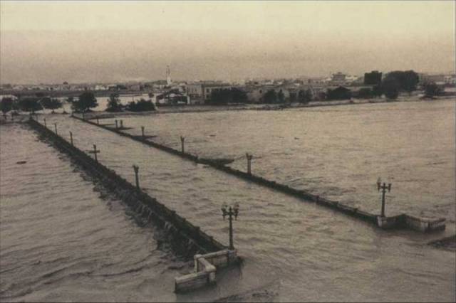 Valencia: la deviazione del fiume ha salvato il centro dall'alluvione